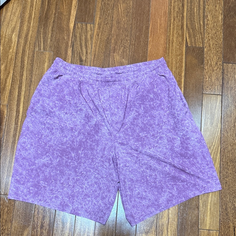 Men’s lululemon lined Shorts